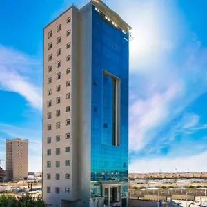 Aparthotel Ion &